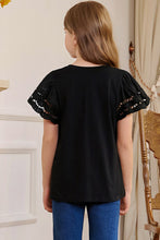 Cargar imagen en el visor de la galería, Round Neck Flutter Sleeve T-Shirt
