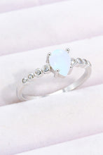 Cargar imagen en el visor de la galería, Teardrop Natural Moonstone Ring
