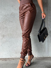 Cargar imagen en el visor de la galería, Smocked Waist Long Pants
