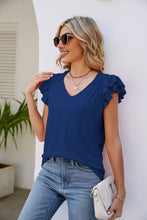 Cargar imagen en el visor de la galería, Smocked Flutter Sleeve V-Neck Top
