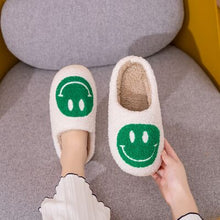 Cargar imagen en el visor de la galería, Melody Smiley Face Slippers
