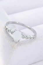 Cargar imagen en el visor de la galería, Teardrop Natural Moonstone Ring
