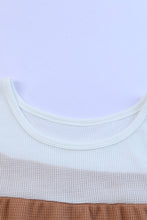 Cargar imagen en el visor de la galería, Plus Size Printed Color Block Ruffled Blouse
