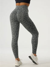 Cargar imagen en el visor de la galería, Leopard High Waist Active Pants
