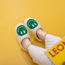 Cargar imagen en el visor de la galería, Melody Smiley Face Slippers
