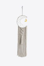 Cargar imagen en el visor de la galería, Bohemian Hand-Woven Moon Macrame Wall Hanging

