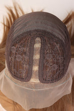 Cargar imagen en el visor de la galería, 13*2&quot; Lace Front Wigs Synthetic Long Straight 26&#39;&#39; 150% Density
