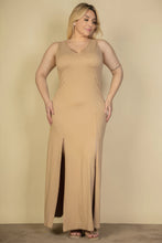 Load image into Gallery viewer, Plus Size Plunge Neck Thigh Split Maxi Dress
