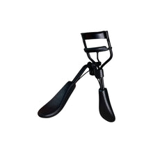 Load image into Gallery viewer, Padded Eyelash Curler
