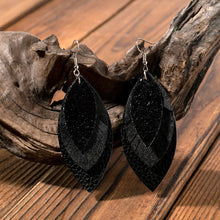 Cargar imagen en el visor de la galería, PU Leather Drop Earrings
