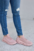 Cargar imagen en el visor de la galería, Forever Link Mesh Breathable Platform Athletic Shoes
