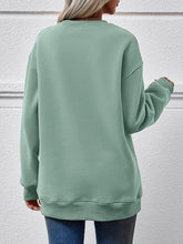 Load image into Gallery viewer, Letter Graphic Dropped Shoulder Sweatshirt
