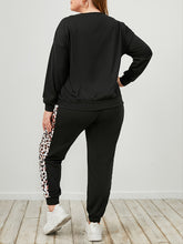 Load image into Gallery viewer, Plus Size Leopard Sweatshirt and Sweatpants Set
