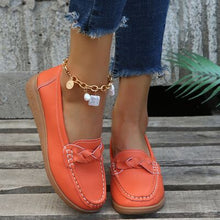Cargar imagen en el visor de la galería, Weave Wedge Heeled Loafers
