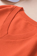 Cargar imagen en el visor de la galería, Striped V-Neck Long Sleeve Sweater
