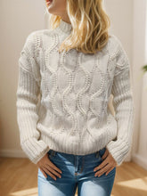 Cargar imagen en el visor de la galería, Cable-Knit Mock Neck Long Sleeve Sweater
