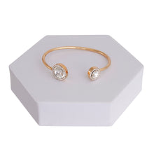 Load image into Gallery viewer, Gold Round Crystal Bangle
