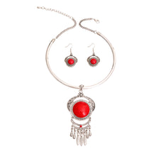 Load image into Gallery viewer, Red Stone Rigid Choker Set
