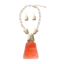 Load image into Gallery viewer, Pink Marbled Cable Chain Necklace
