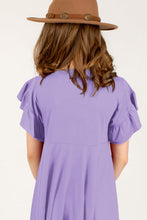 Cargar imagen en el visor de la galería, Round Neck Petal Sleeve Dress
