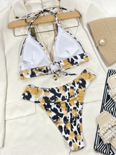 Cargar imagen en el visor de la galería, Animal Print Halter Neck Bikini Set
