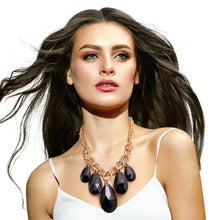 Load image into Gallery viewer, Gold Chains Black Teardrop Set
