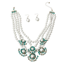 Load image into Gallery viewer, Pearl and Bead Necklace Set
