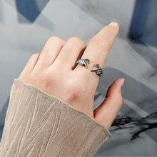 Cargar imagen en el visor de la galería, Hand Heart Shape 925 Sterling Silver Open Ring
