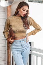 Cargar imagen en el visor de la galería, Round Neck Long Sleeve Cropped Sweater
