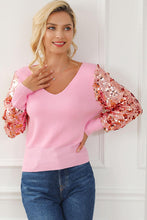 Cargar imagen en el visor de la galería, Sequin Long Sleeve V-Neck Sweater
