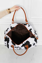 Cargar imagen en el visor de la galería, Animal Print Plush Weekender Bag
