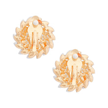 Load image into Gallery viewer, Clip On Small Gold Vintage Pearl Earring for Women
