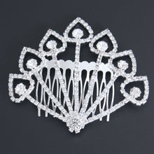 Cargar imagen en el visor de la galería, Rhinestone Hair Comb
