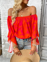 Cargar imagen en el visor de la galería, Printed Off-Shoulder Bell Sleeve Blouse
