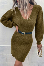 Cargar imagen en el visor de la galería, Ribbed Long Sleeve Sweater Dress
