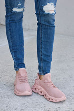 Cargar imagen en el visor de la galería, Forever Link Mesh Breathable Platform Athletic Shoes
