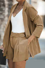 Cargar imagen en el visor de la galería, Longline Blazer and Shorts Set with Pockets
