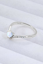 Load image into Gallery viewer, Moonstone Heart-Shaped Ring
