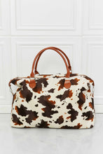 Cargar imagen en el visor de la galería, Animal Print Plush Weekender Bag
