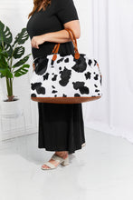 Cargar imagen en el visor de la galería, Animal Print Plush Weekender Bag

