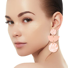 Load image into Gallery viewer, Mauve Clay Leaf Pattern Earrings
