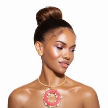 Cargar imagen en el visor de la galería, Fuchsia Rhinestone Round Pendant
