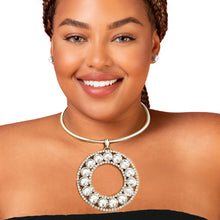 Load image into Gallery viewer, Rigid Silver Halo Circle Necklace
