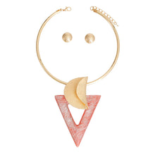 Load image into Gallery viewer, Orange Triangle Folded Circle Set
