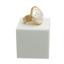 Cargar imagen en el visor de la galería, Gold Cream Pearl Square Ring
