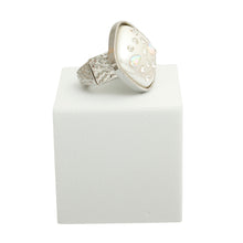 Load image into Gallery viewer, Silver White Pearl Square Ring

