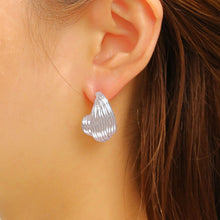 Load image into Gallery viewer, Stud White Gold Small Spiral Wire for Women
