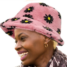 Cargar imagen en el visor de la galería, Pink Floral Faux Fur Bucket Hat
