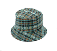 Load image into Gallery viewer, Green Plaid Woolen Bucket Hat
