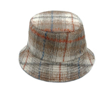 Cargar imagen en el visor de la galería, Ivory Signature Plaid Bucket Hat
